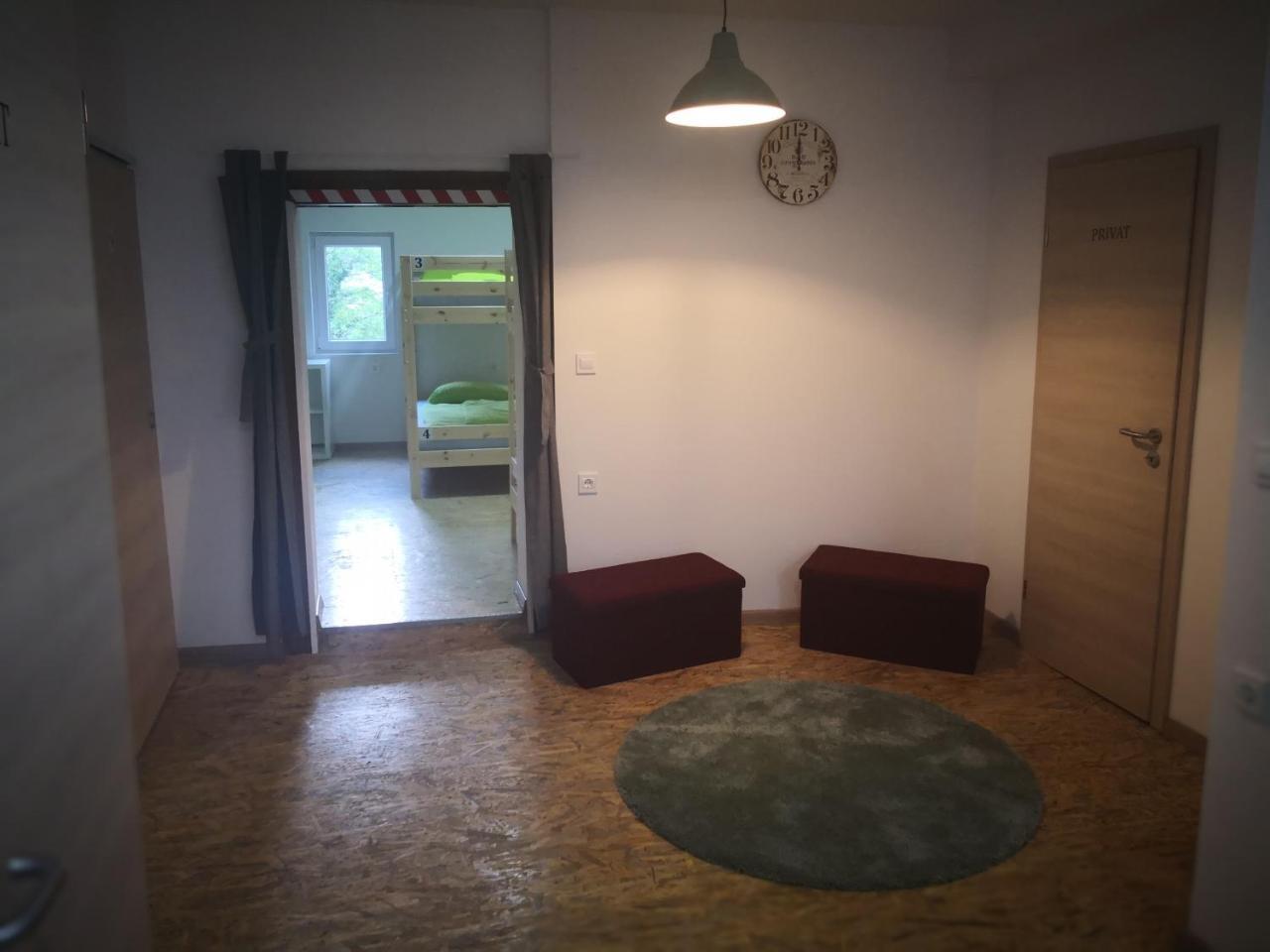Bus Station Beds Hostel Bled Luaran gambar